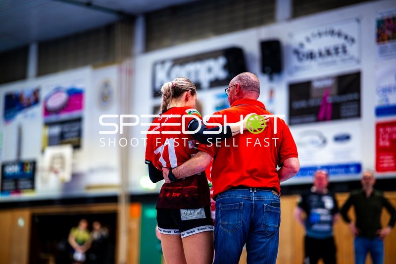 Lisa Loehnig (77, SG Schozach-Bottwartal) mit Trainer