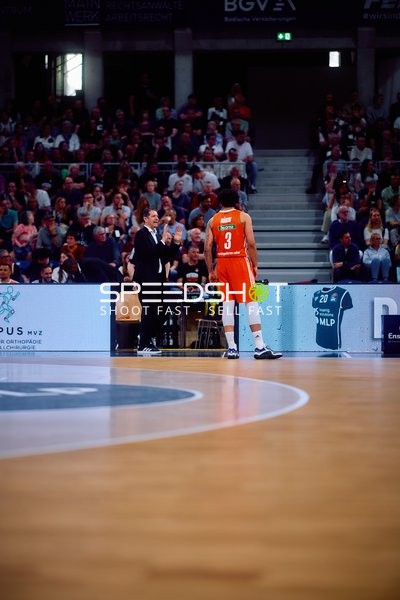 Coaching Ty Harrelson (98;Ratiopharm Ulm), Marcio Santos (3;Ratiopharm Ulm)