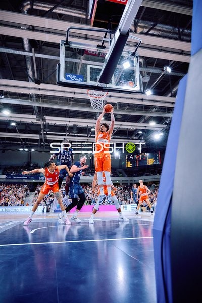 Jump Shot Marcio Santos (3;Ratiopharm Ulm)