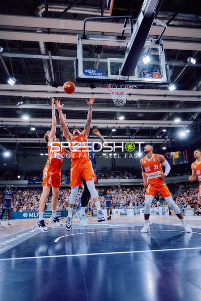 Rebound Marcio Santos (3;Ratiopharm Ulm), Karim Jallow (35;Ratiopharm Ulm), Bakary Dibba (10;MLP Academics Heidelberg), Andrew O’Brien (3;MLP Academics Heidelberg)