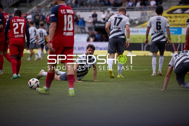 Slide Marco Schikora (21;SV Sandhausen)