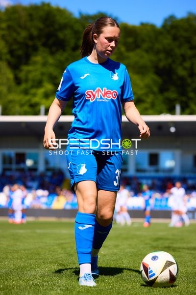 Ballführung Jana Feldkamp (31;TSG Hoffenheim Frauen 1)