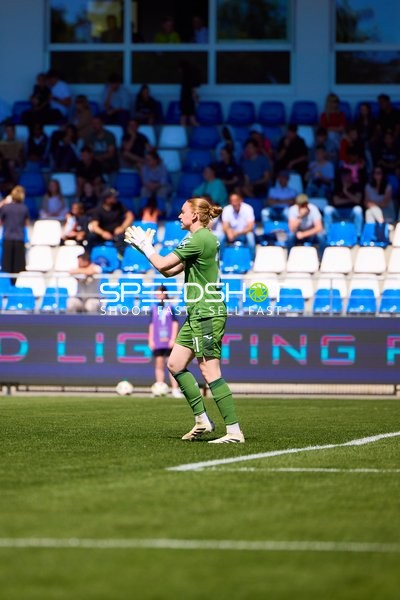 Torwartaktion Laura Dick (21;TSG Hoffenheim Frauen 1)