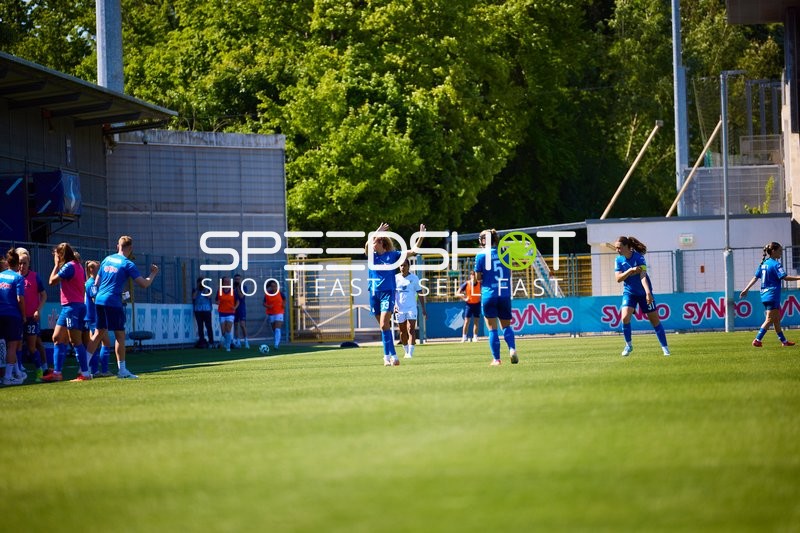 Spielunterbrechung mit , 