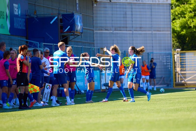 Jubel Milena Röder (3;TSG Hoffenheim Frauen 1), Lisann Kaut (4;TSG Hoffenheim Frauen 1), Jana Feldkamp (31;TSG Hoffenheim Frauen 1)