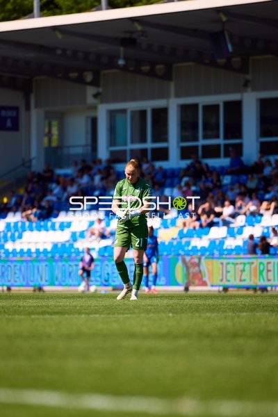 Torwartaktion Laura Dick (21;TSG Hoffenheim Frauen 1)
