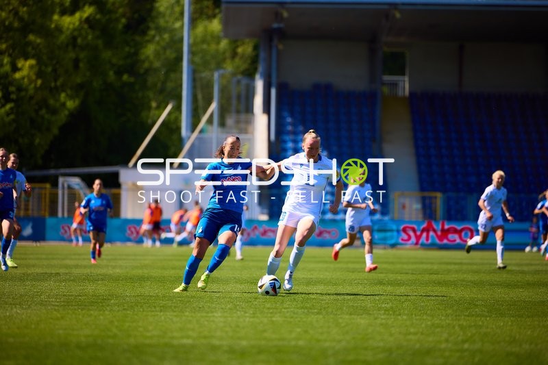 Tackle Marta Cazalla (15;TSG Hoffenheim Frauen 1), Luca Birkholz (20;FC Carl Zeiss Jena Frauen)