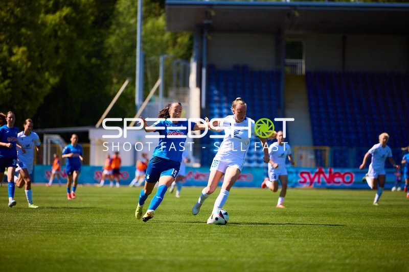 Tackle Marta Cazalla (15;TSG Hoffenheim Frauen 1), 26; FC Carl Zeiss Jena Frauen