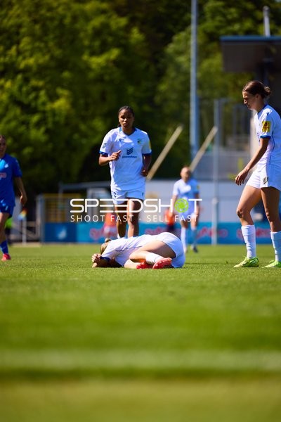 Foul Josephine Bonsu (23;FC Carl Zeiss Jena Frauen)