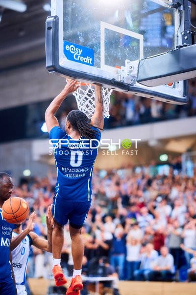 Dunk DJ Horne (0;MLP Academics Heidelberg)