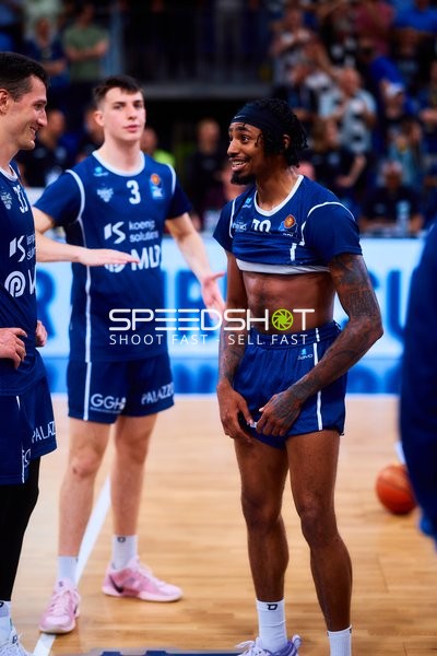 Gespräch Andrew O’Brien (3;MLP Academics Heidelberg), Michael Weathers (20;MLP Academics Heidelberg), Ryan Mikesell (33;MLP Academics Heidelberg)