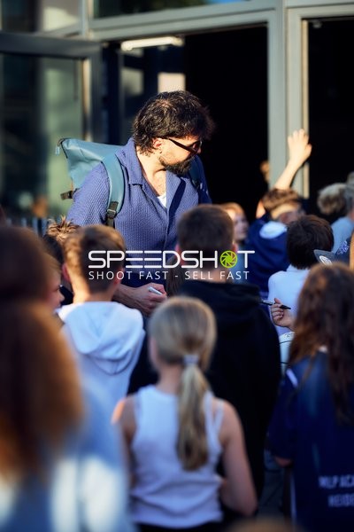 Signing Marcel Keßen (15;MLP Academics Heidelberg)