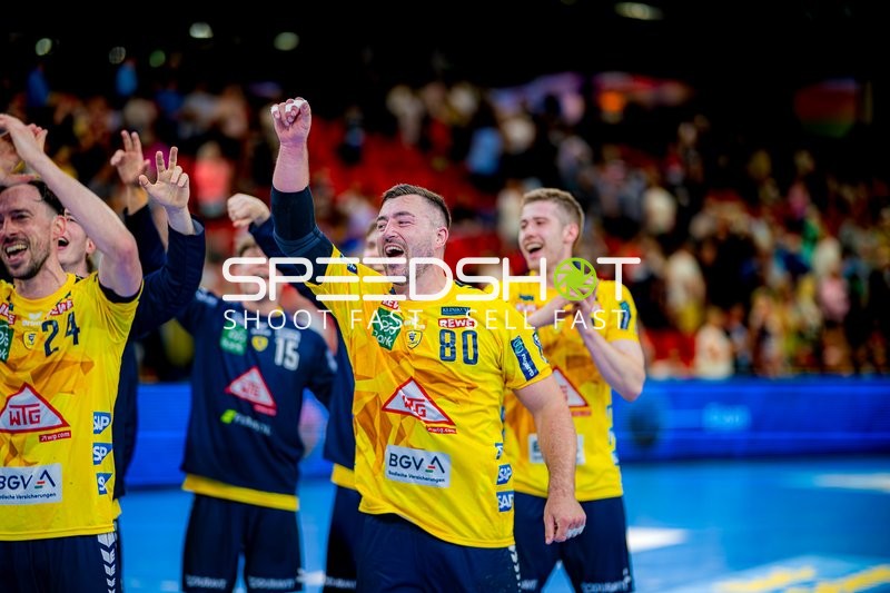 Jubel Jannik Kohlbacher (80;Rhein Neckar Löwen) und Teamkollegen