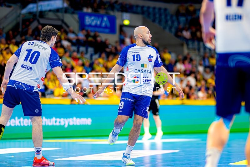 David Cyrill Akakpo (19, 1. VfL Potsdam) und Elias Kofler (10, 1. VfL Potsdam) in Bewegung