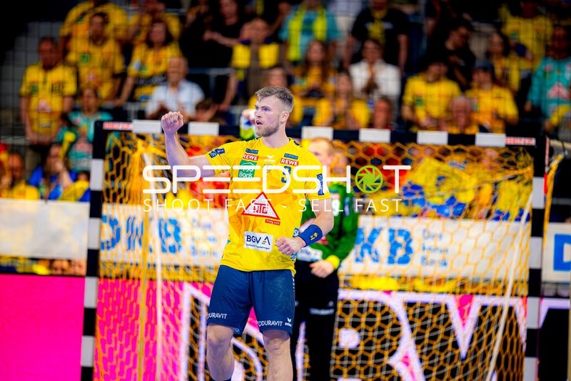 Torjubel Steven Plucnar Jacobsen (9;Rhein Neckar Löwen)