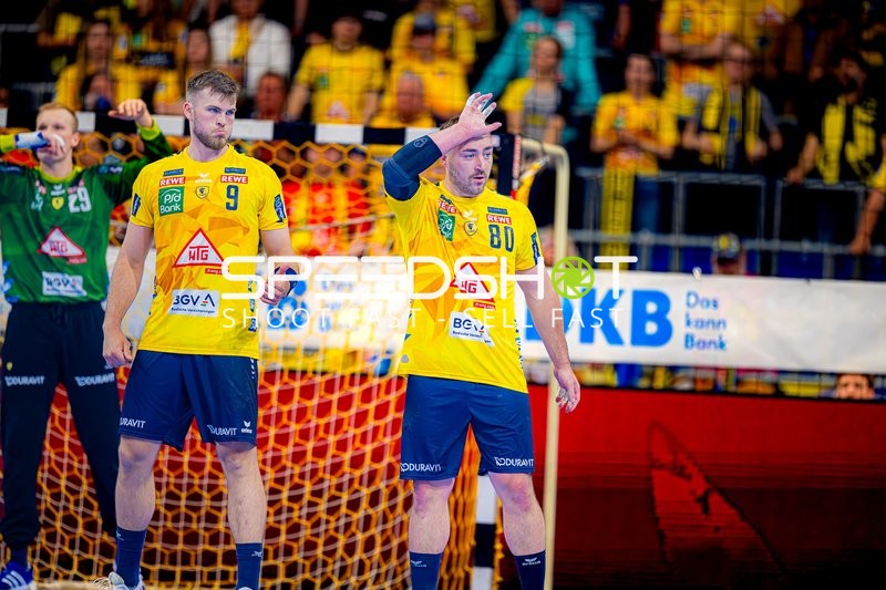 Abwehrposition Jannik Kohlbacher (80;Rhein Neckar Löwen), Steven Plucnar Jacobsen (9;Rhein Neckar Löwen)