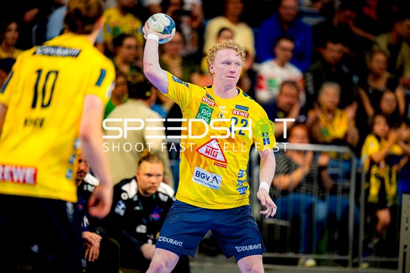 Wurf Gustav Davidsson (22;Rhein Neckar Löwen)