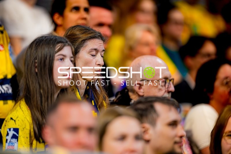 Publikum bei Handballspiel