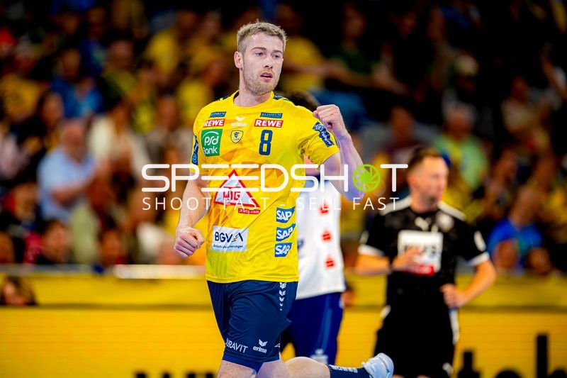 Torjubel Tim Nothdurft (8;Rhein Neckar Löwen)