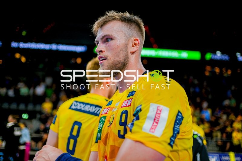 Spielerpräsentation Steven Plucnar Jacobsen (9;Rhein Neckar Löwen), Tim Nothdurft (8;Rhein Neckar Löwen)