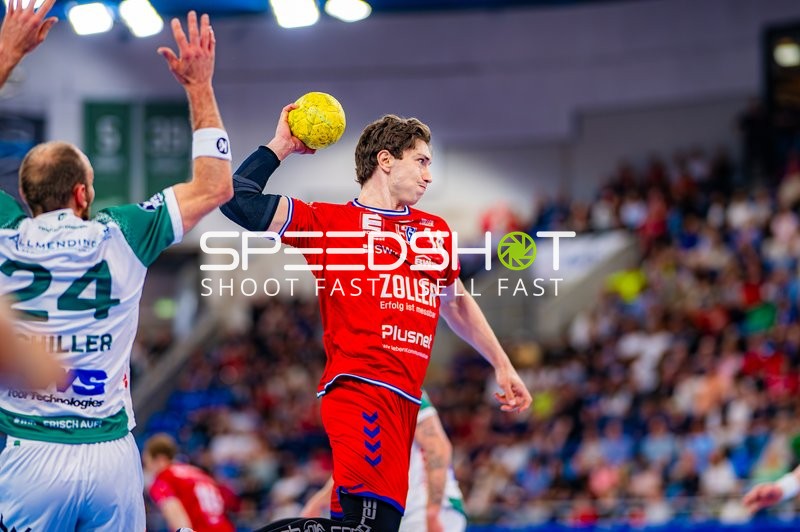 Wurf Fynn Nicolaus (14;SG BBM Bietigheim) gegen Jona Bader (24;SG BBM Bietigheim)