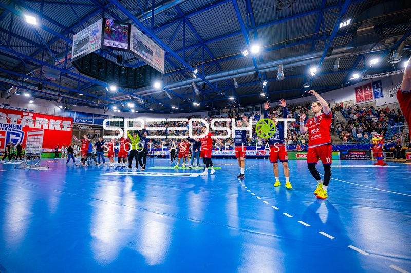 Spielende mit Alexander Pfeifer (31;SG BBM Bietigheim), Julius Kühn (5;SG BBM Bietigheim), Tom Wolf (10;SG BBM Bietigheim)