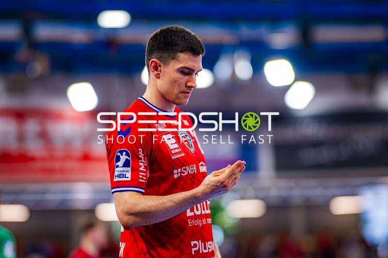 Spieler Moritz Strosack (29;SG BBM Bietigheim) fokussiert