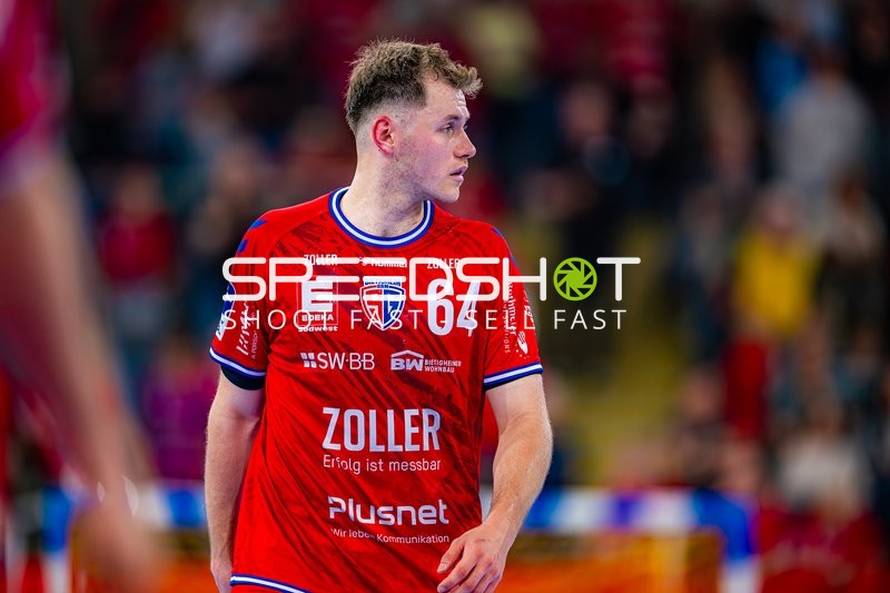 Aktion von Maximilian Hejny (64;SG BBM Bietigheim) in Halbzeit