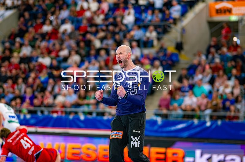 Torwartjubel Bart Ravensbergen (1;Frisch Auf Göppingen)