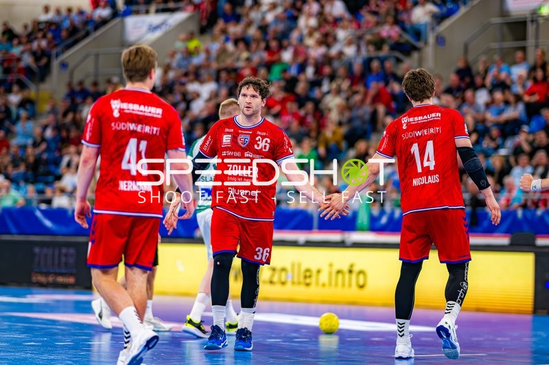 Ballbesitz Jonathan Fischer (36;SG BBM Bietigheim), Till Hermann (41;SG BBM Bietigheim), Fynn Nicolaus (14;SG BBM Bietigheim)