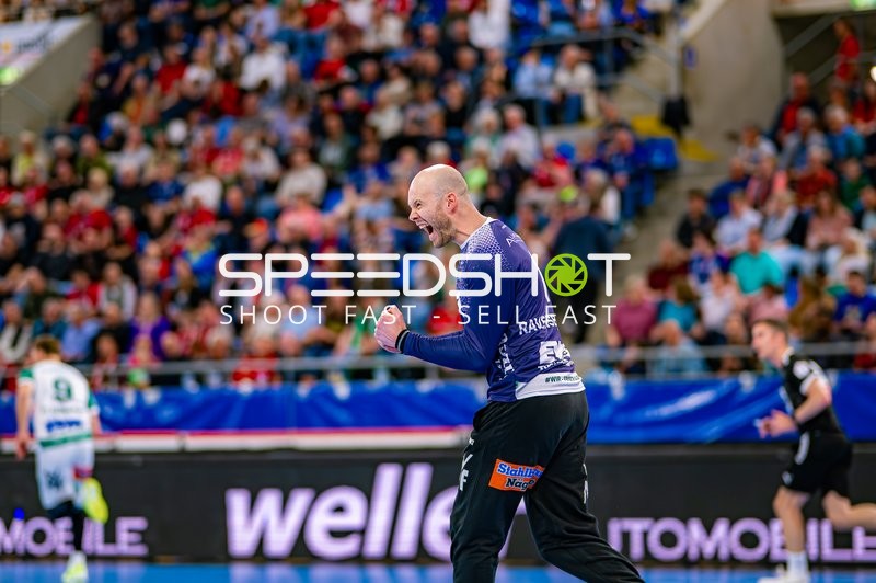 Torwartjubel Tibor Ivanisevic (16;Frisch Auf Göppingen)