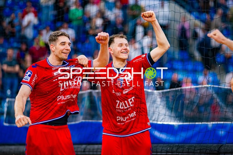 Torjubel Maximilian Hejny (64;SG BBM Bietigheim), Nikola Vlahovic (3;SG BBM Bietigheim)