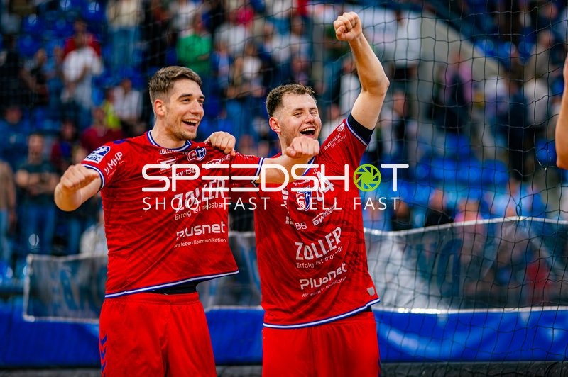 Torjubel Maximilian Hejny (64;SG BBM Bietigheim), Nikola Vlahovic (3;SG BBM Bietigheim)