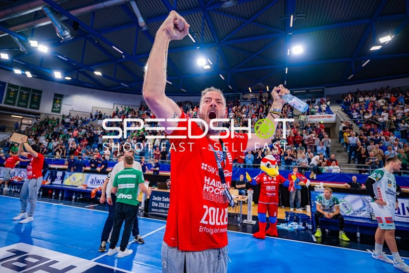 Feier Ryota Tanimura (98;SG BBM Bietigheim)