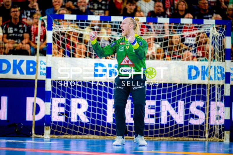 Torwartaktion Mikael Appelgren (1;Rhein Neckar Löwen)