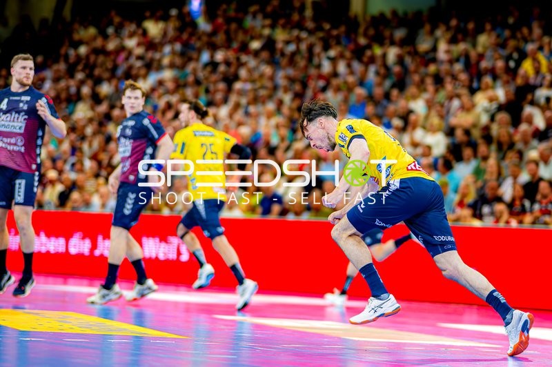 Sprint von Olle Forsell-Schefvert (25;Rhein Neckar Löwen)