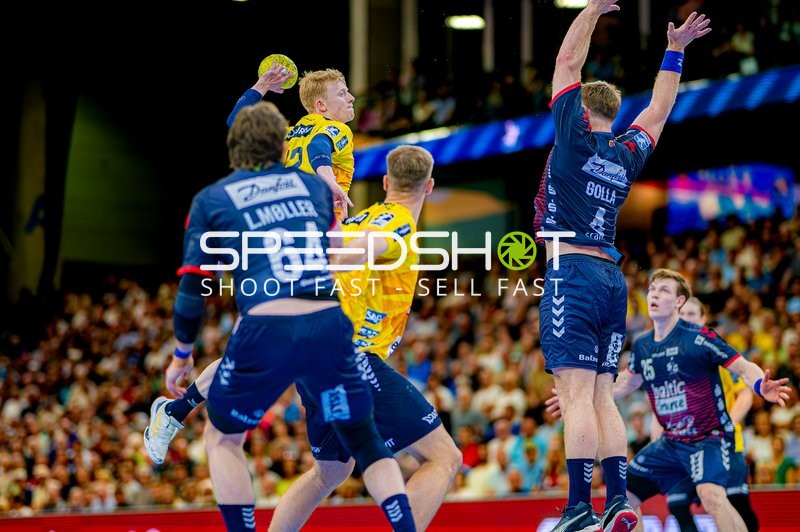 Wurf 12; Rhein Neckar Löwen gegen 64; SG Flensburg Handewitt, 3; SG Flensburg Handewitt