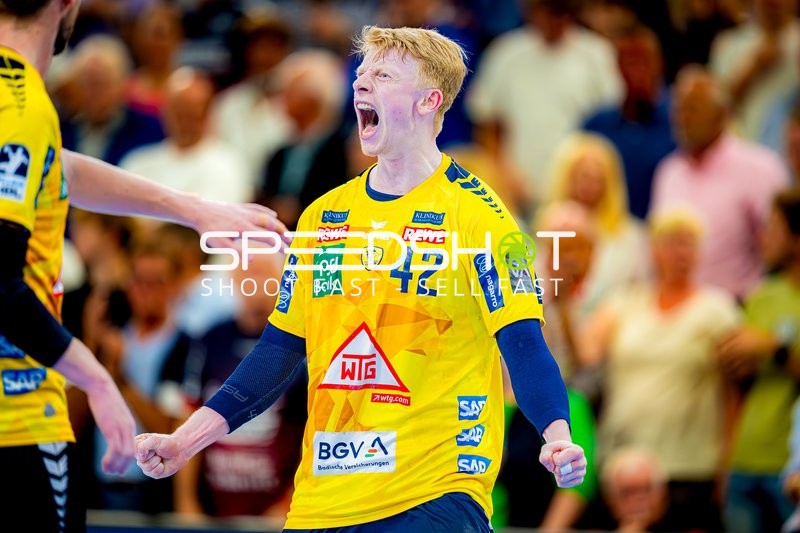 Torjubel Jon Lindenchrone Andersen (42;Rhein Neckar Löwen)