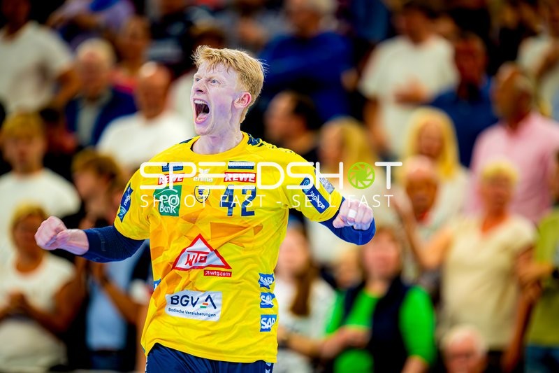 Torjubel Jon Lindenchrone Andersen (42;Rhein Neckar Löwen)