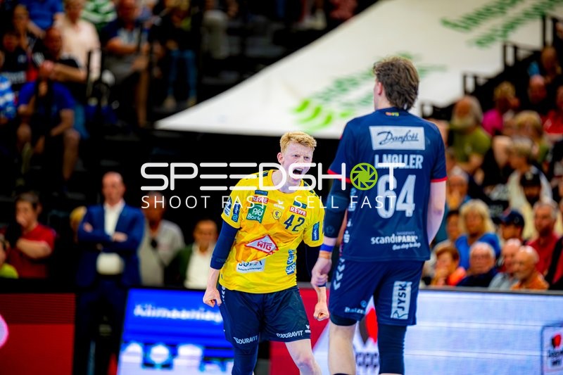 Torjubel Jon Lindenchrone Andersen (42;Rhein Neckar Löwen) gegen 64; SG Flensburg Handewitt