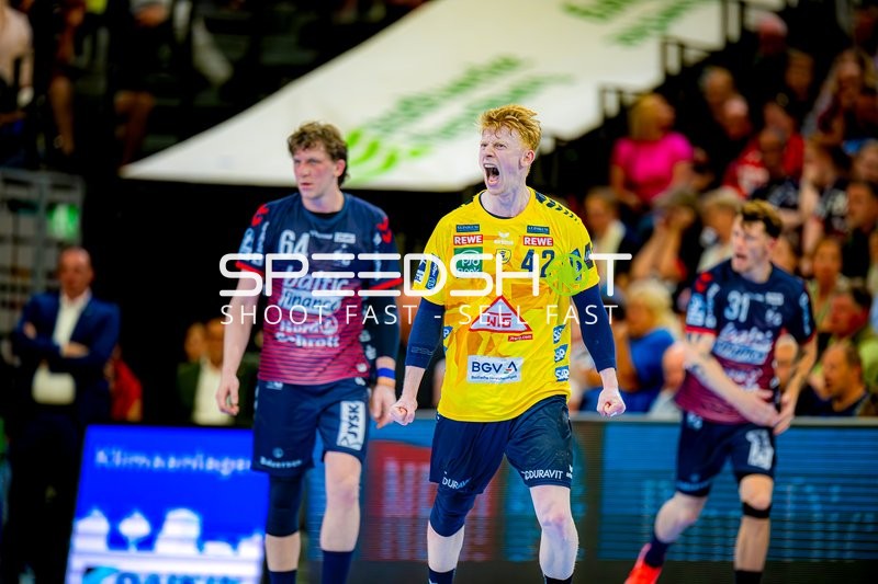 Torjubel Jon Lindenchrone Andersen (42;Rhein Neckar Löwen)