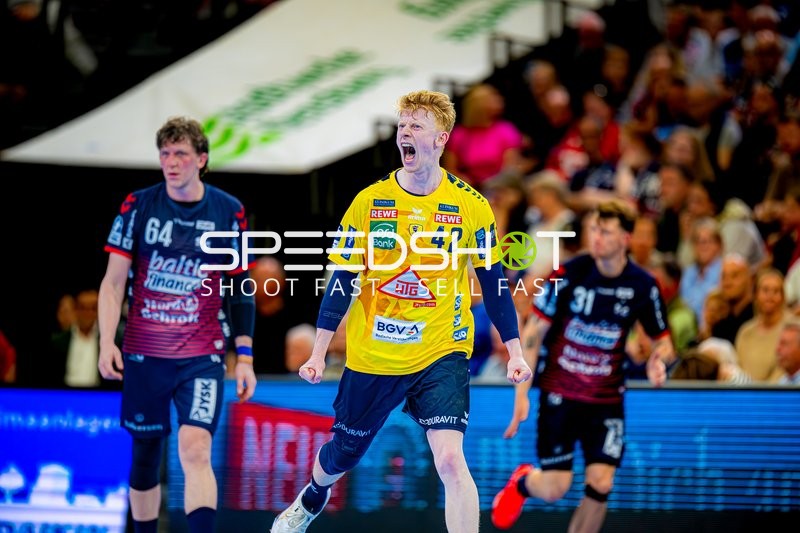 Torjubel Jon Lindenchrone Andersen (42;Rhein Neckar Löwen)