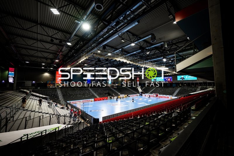 Warmup in GP JOULE Arena