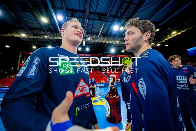 Gespräch David Späth (29;Rhein Neckar Löwen), Buric  Benjamin (0;SG Flensburg Handewitt)