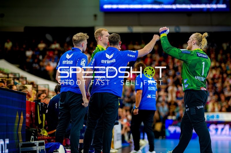 Torwartjubel Mikael Appelgren (1;Rhein Neckar Löwen), Gustav Davidsson (22;Rhein Neckar Löwen)