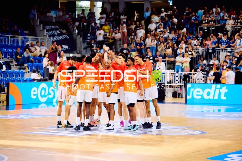 NINERS Chemnitz im Huddle