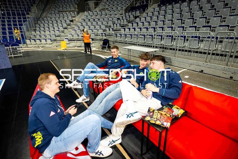 Spieler von Rhein Neckar Löwen entspannt vor Spiel