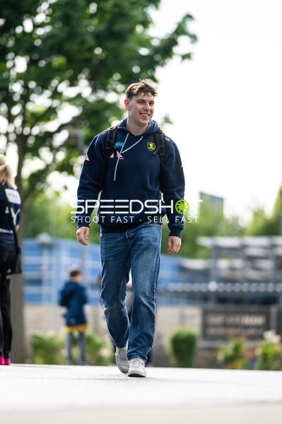 Vorbereitung Niklas Michalski (26;Rhein Neckar Löwen) Halbzeit