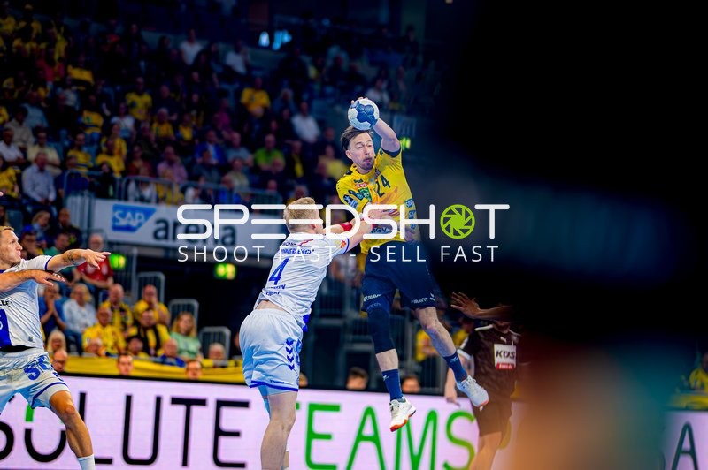 Wurf von Patrick Groetzki (24;Rhein Neckar Löwen) in Halbzeit