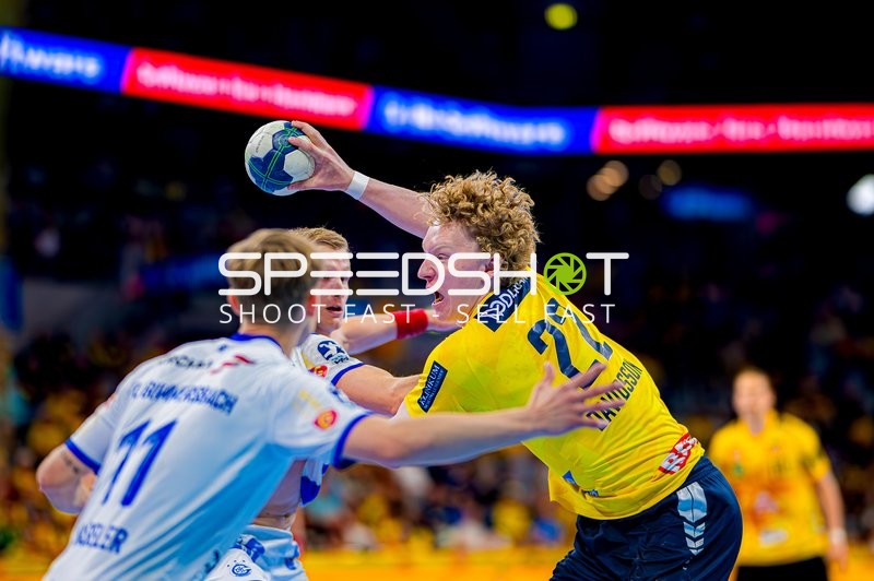 Wurf von Gustav Davidsson (22;Rhein Neckar Löwen) in Halbzeit